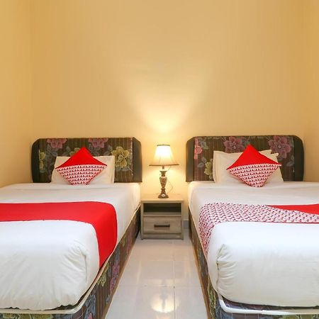 Super Oyo 2280 Wisma Guntur II Denpasar Exterior foto